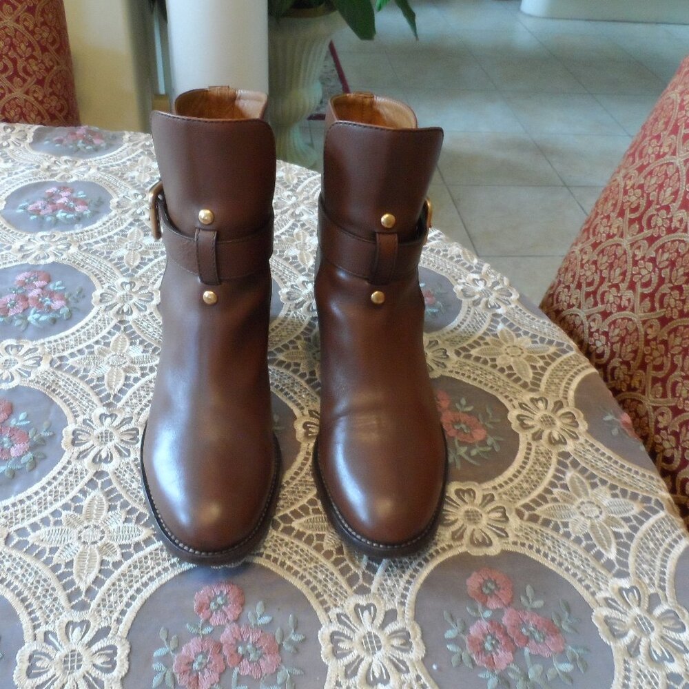 Chloe Saddle Brown Leather Ankle Boots w/Wrap Buckle Detail Size 38B